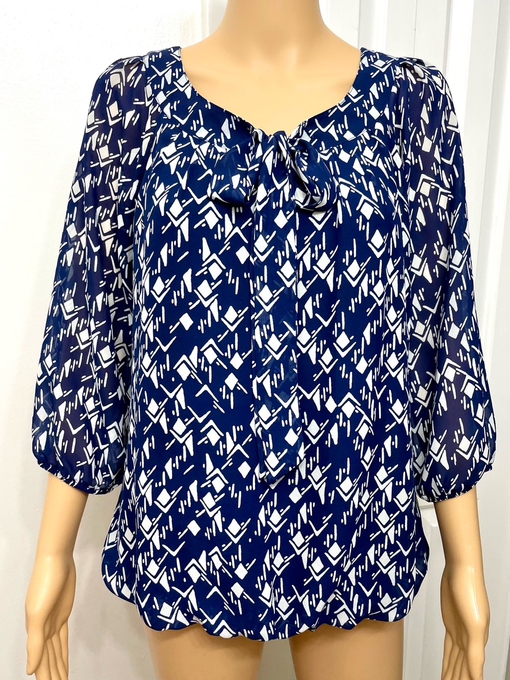 Sara Michelle Navy and White Bow-Tie 3/4 Sleeves Top Blouse size Large Petite